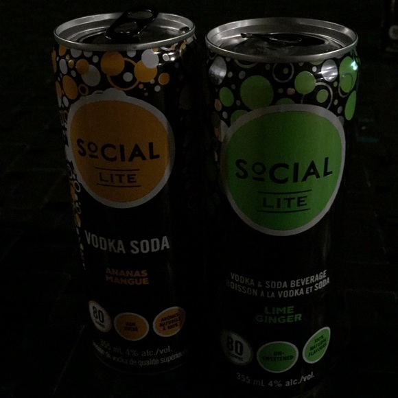 Meet your Posher, Joanna - Picture 1 of 1